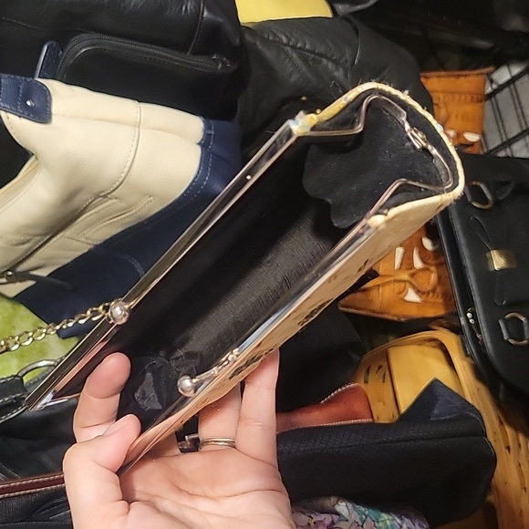 Vintage Clutch - Picture 2 of 2